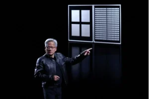 Lee más sobre el artículo Guerra tecnológica: El CEO de Nvidia afirma que Huawei tiene todo bajo control si se mantiene la prohibición estadounidense de chips a China