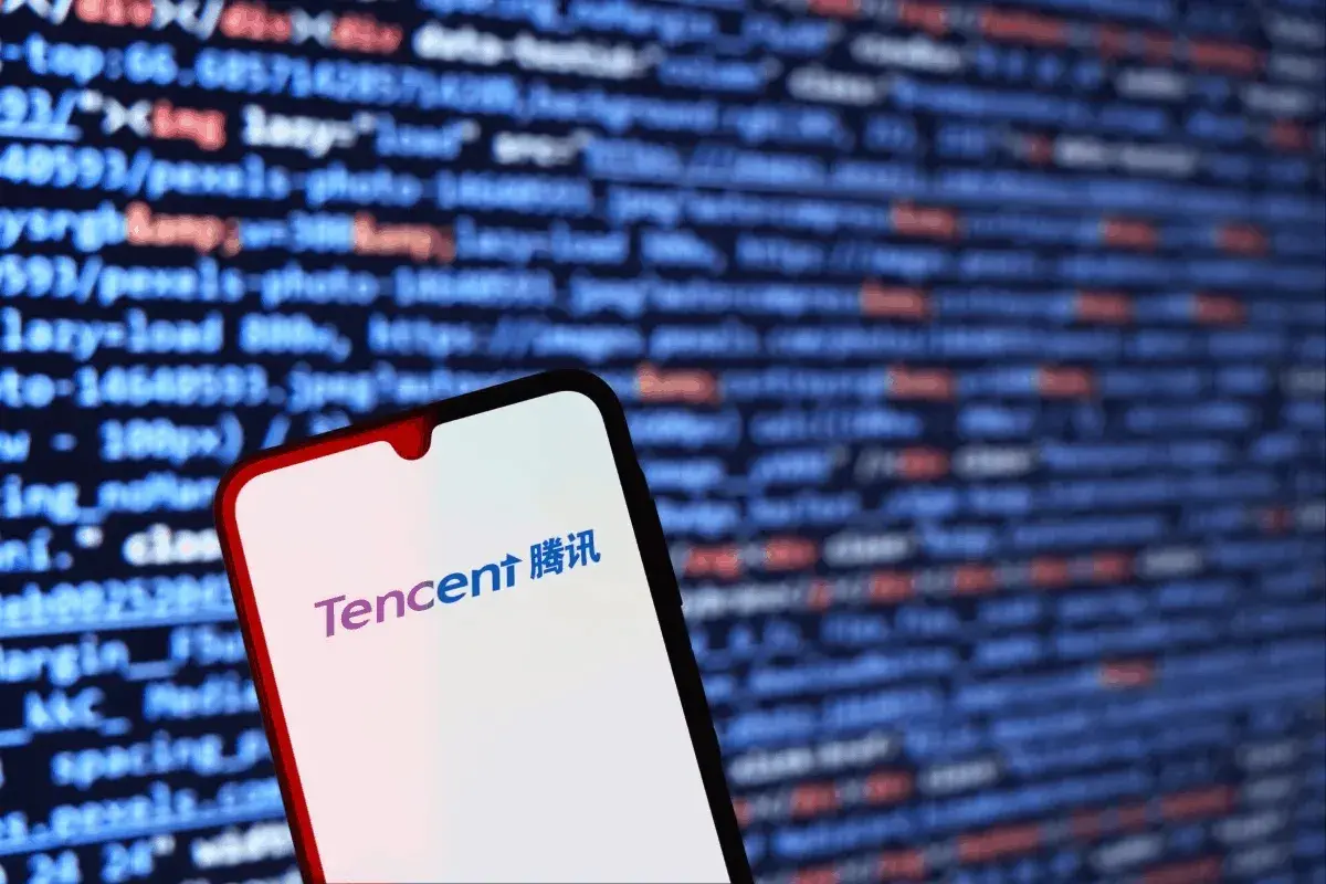 Lee más sobre el artículo La nueva herramienta de programación de Tencent, impulsada por IA, automatiza completamente el desarrollo de aplicaciones