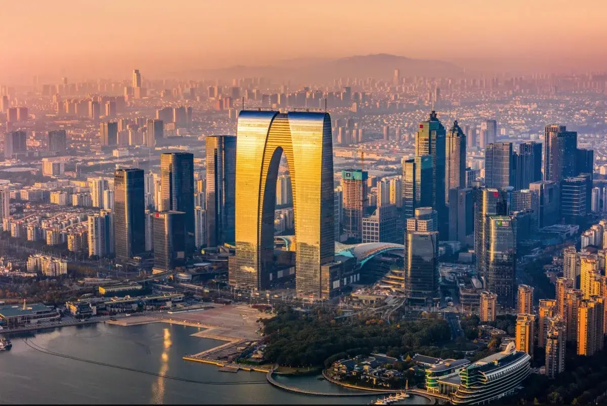 Lee más sobre el artículo De Cambridge a Suzhou: el camino de una startup china de IA hacia la categoría de unicornio