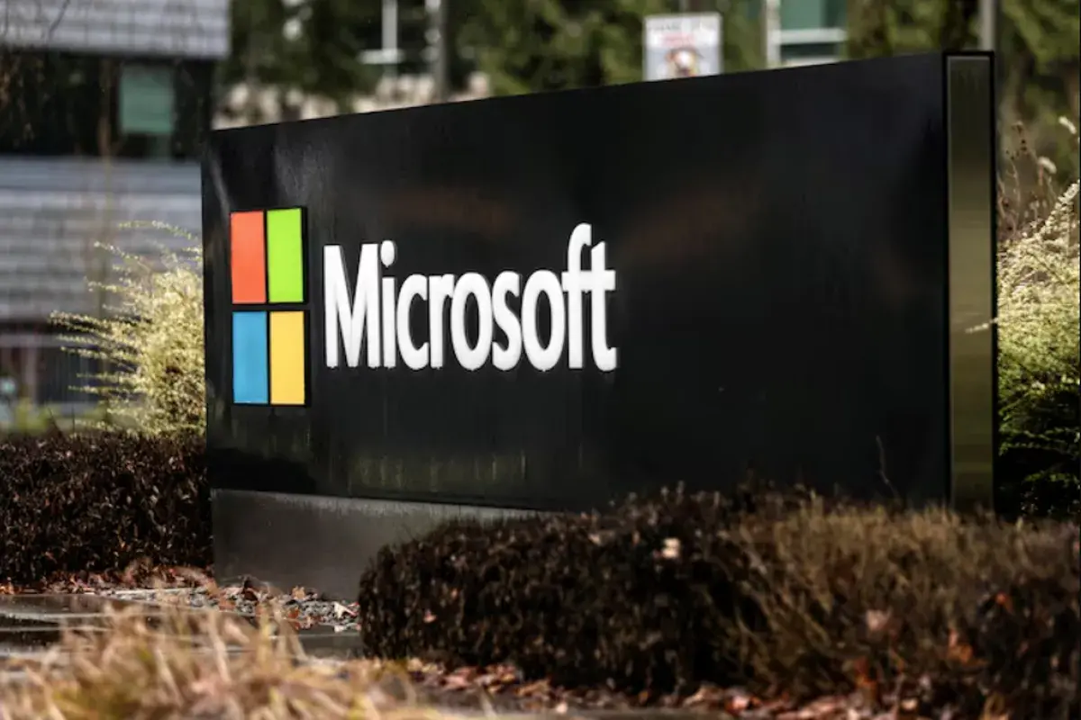 Lee más sobre el artículo Microsoft alerta a empresas y gobiernos sobre ataque a software de servidor