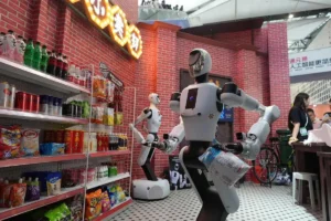 Lee más sobre el artículo Ganadores de premios internacionales entre la audiencia de Shanghái para la Conferencia Mundial de IA