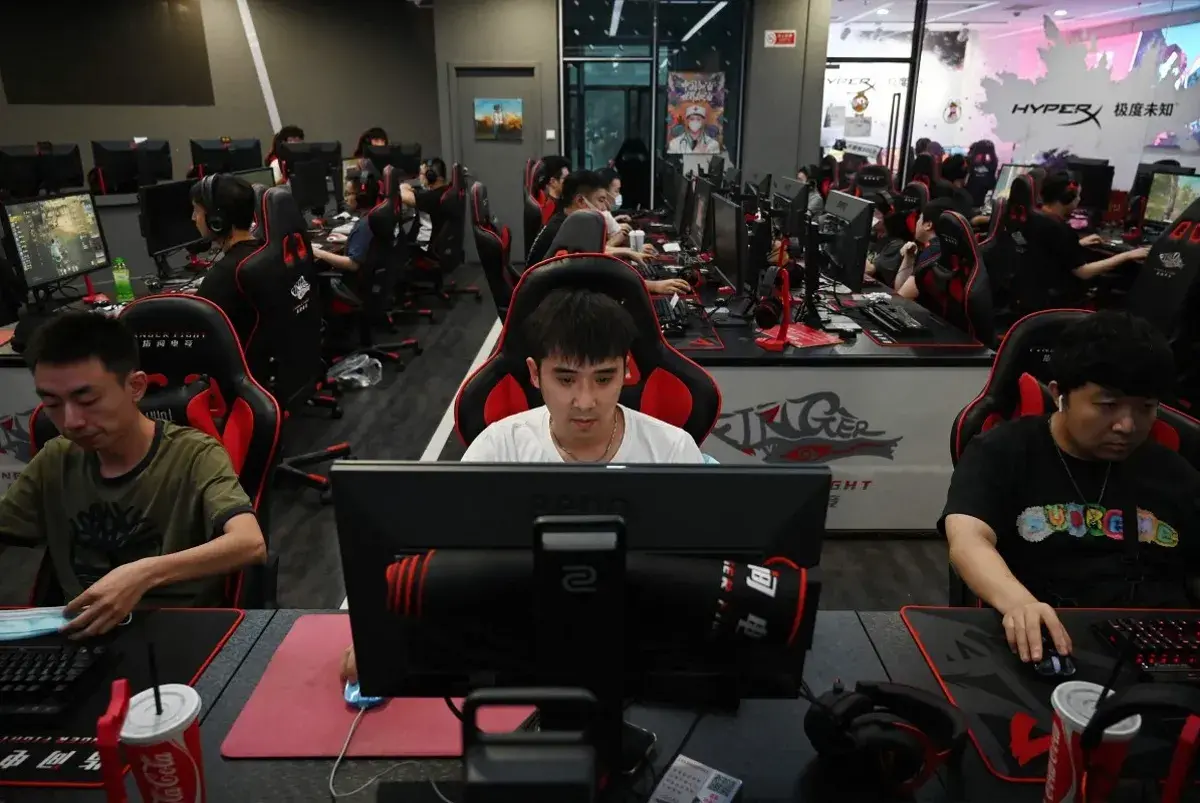 Lee más sobre el artículo China implementa un sistema de identificación cibernética “voluntario” en medio de preocupaciones sobre privacidad y censura