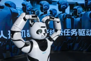 Lee más sobre el artículo Los fabricantes de robots AgiBot, Unitree y UBTech obtienen más pedidos de empresas chinas