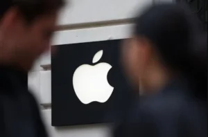 Lee más sobre el artículo El principal ejecutivo de inteligencia artificial de Apple, Ruoming Pang, deja la compañía para incorporarse a Meta, según informa Bloomberg News