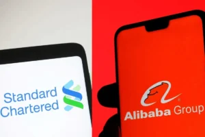 Lee más sobre el artículo Alibaba y Standard Chartered se asocian para acelerar la adopción de IA en el sector bancario