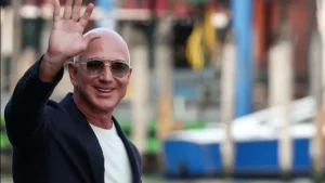 Lee más sobre el artículo Jeff Bezos vende acciones de Amazon por valor de 666 millones de dólares como parte de un plan para deshacerse de 25 millones de acciones