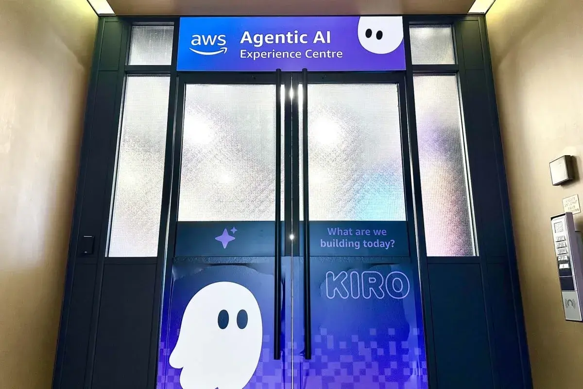 Lee más sobre el artículo De la automatización a la autonomía: AWS lidera el salto con el Centro de Experiencia de IA Agéntica