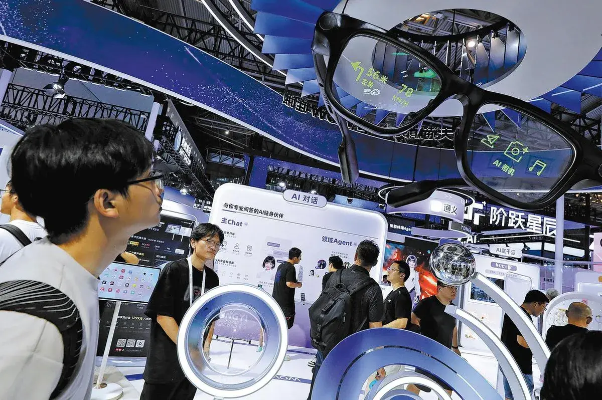 Lee más sobre el artículo La integración de IA y los complementos innovadores mejoran las perspectivas de las gafas inteligentes