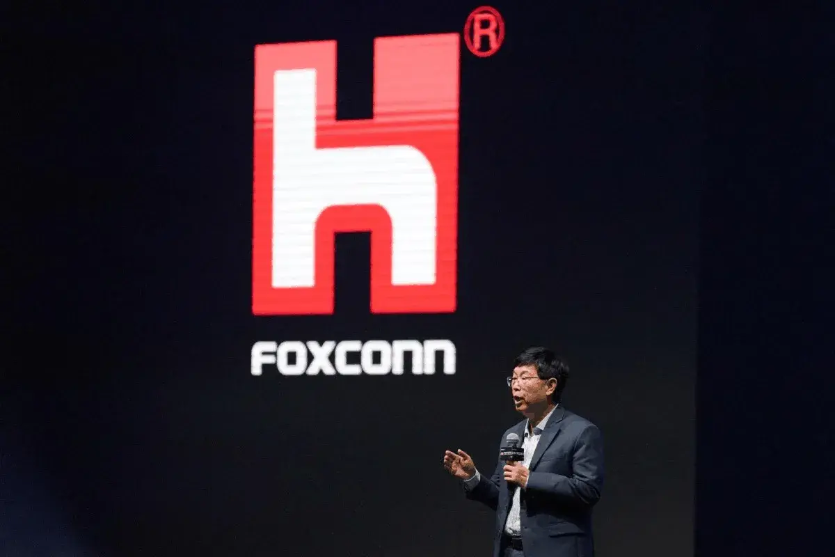 Lee más sobre el artículo Foxconn deja de centrarse en Apple a medida que los servidores de IA impulsan el crecimiento del sector tecnológico taiwanés