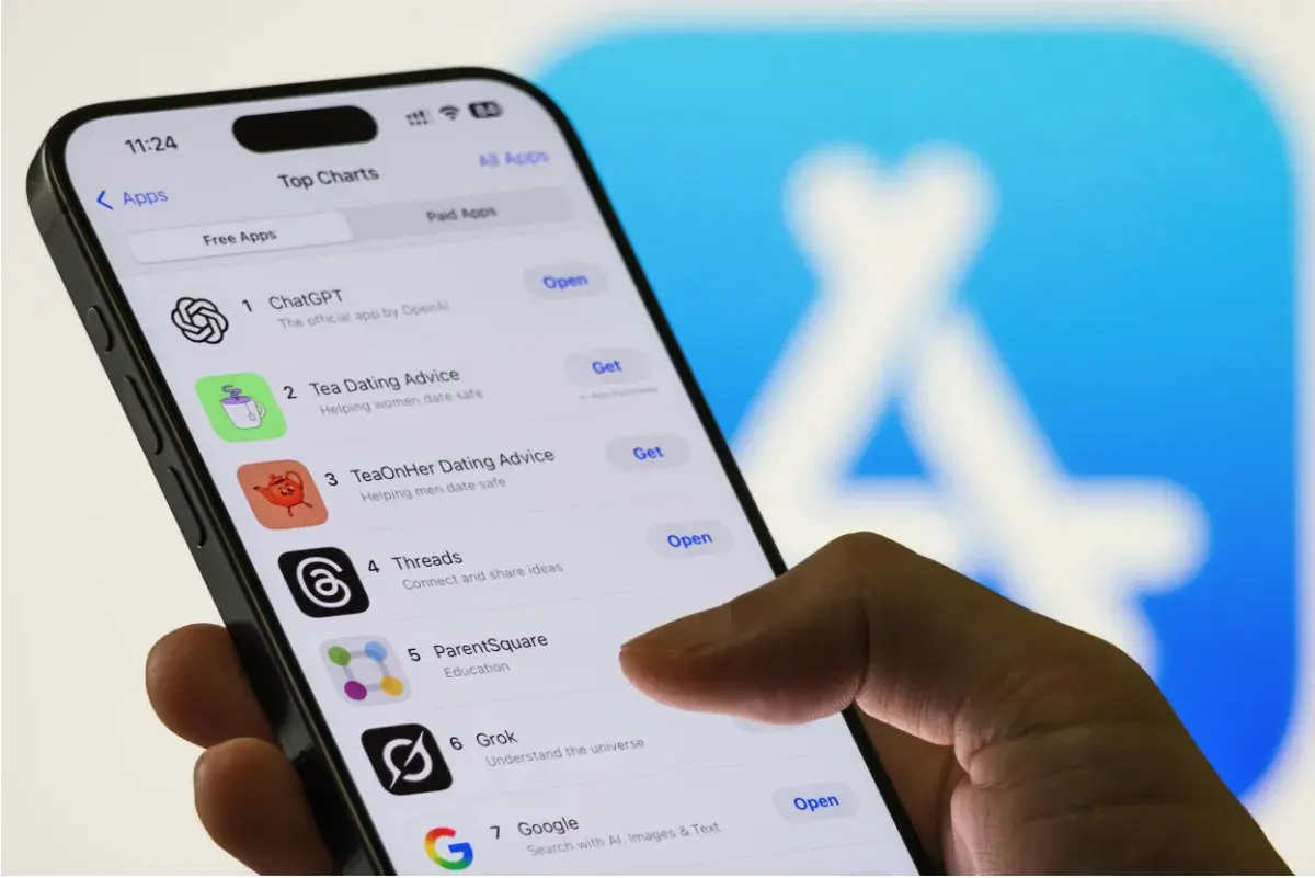 Lee más sobre el artículo Elon Musk cree que Apple favorece a OpenAI sobre xAI en el ranking de la App Store