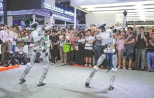 Lee más sobre el artículo China muestra el poder de la robótica en una conferencia sobre robots