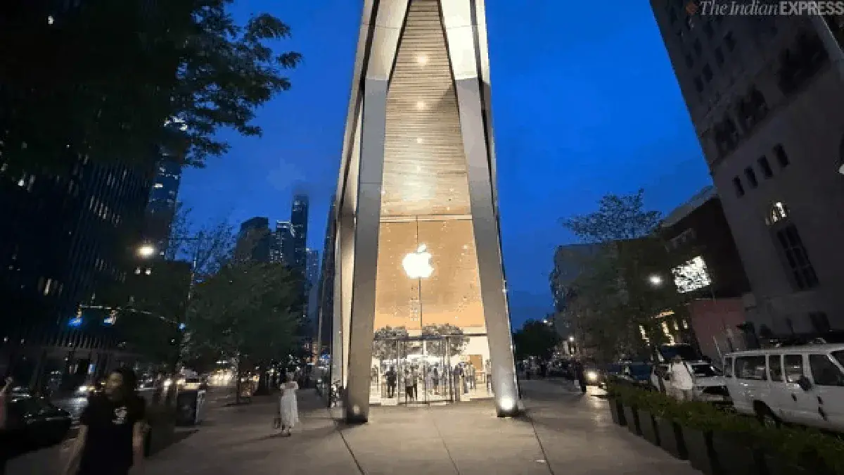 Lee más sobre el artículo Apple podría estar trabajando en un producto similar a ChatGPT mientras intenta alcanzar a sus rivales en IA