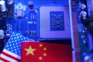Lee más sobre el artículo China inicia investigaciones sobre discriminación y dumping de chips estadounidenses antes de las negociaciones comerciales