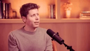 Lee más sobre el artículo Sam Altman afirma que la IA global asumirá más del 40% de las tareas en un futuro próximo