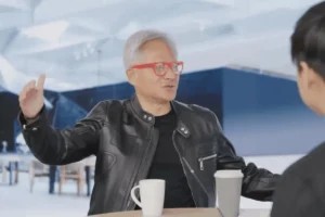 Lee más sobre el artículo China está nanosegundos por detrás de EE. UU. en chips, afirma Jensen Huang de Nvidia