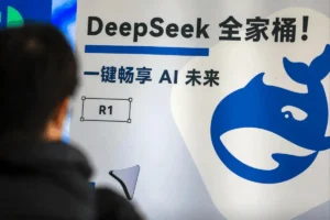 Lee más sobre el artículo DeepSeek evalúa los modelos de IA en busca de «riesgos fronterizos», según una fuente, mientras China promueve la seguridad