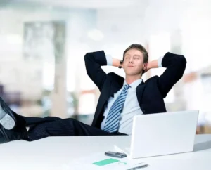 Lee más sobre el artículo Muchos empleados están usando IA para generar “trabajo descuidado”, según un estudio de Stanford