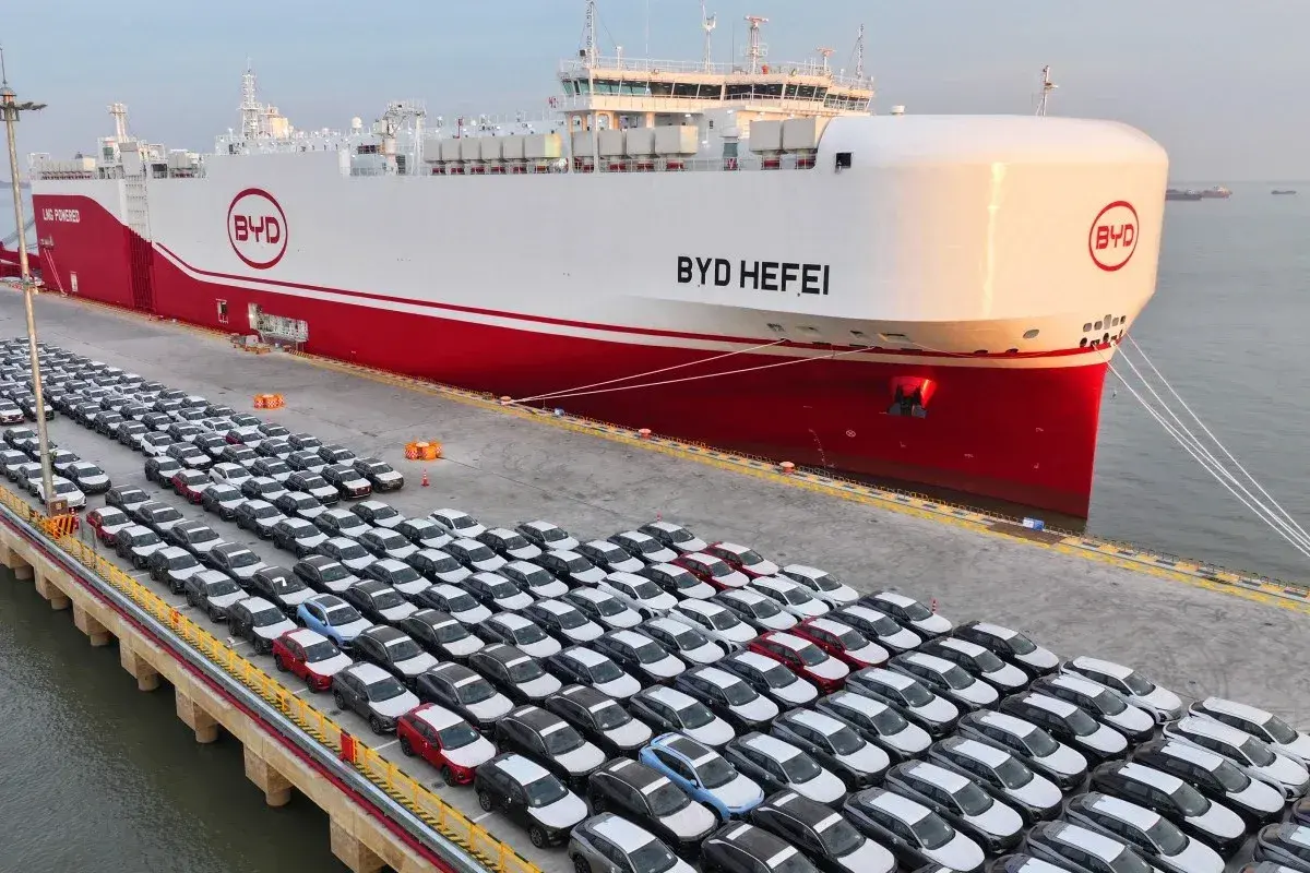 Lee más sobre el artículo Fabricantes chinos de vehículos eléctricos (VE) se globalizan para impulsar sus ganancias en medio de la guerra de precios interna