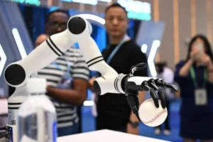 Lee más sobre el artículo Los robots de servicio ocuparán un lugar central en la Feria de Cantón