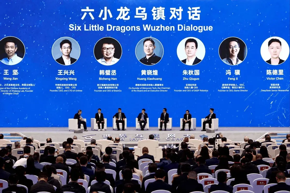 Lee más sobre el artículo DeepSeek, empresa china de inteligencia artificial, realiza una inusual declaración pública y solicita un “denunciante” en el campo de la IA para alertar sobre la pérdida de empleos