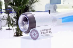 Lee más sobre el artículo Motor turborreactor miniatura impreso en 3D de China completa prueba de vuelo