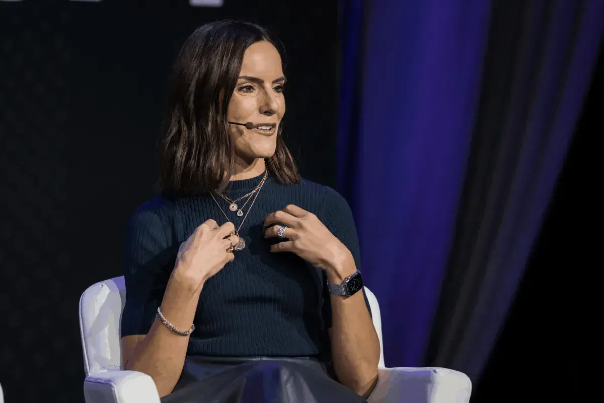 Lee más sobre el artículo La inversora de capital riesgo Jennifer Neundorfer explica cómo los fundadores pueden destacar en un mercado de IA saturado