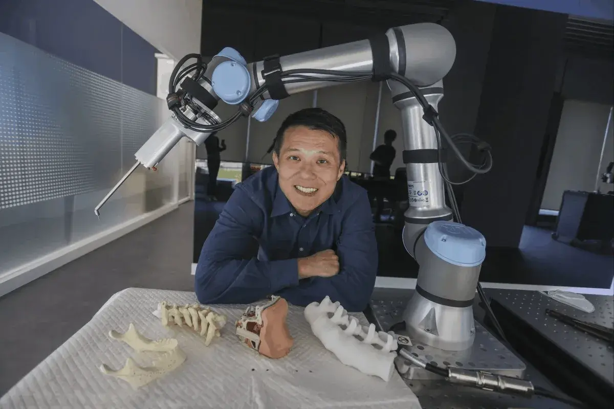 Lee más sobre el artículo Fondo soberano de Hong Kong respalda a startup local de robótica quirúrgica para impulsar el sector biotecnológico