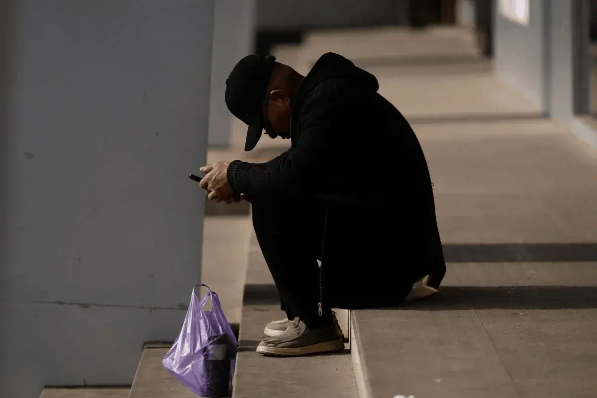 En este momento estás viendo Desde cenas en solitario hasta apps de seguridad, la «economía de la soledad» en China está en auge