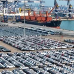 Los fabricantes chinos de vehículos eléctricos (VE) se enfrentan a una desaceleración en el crecimiento de las exportaciones tras duplicarse en 2025