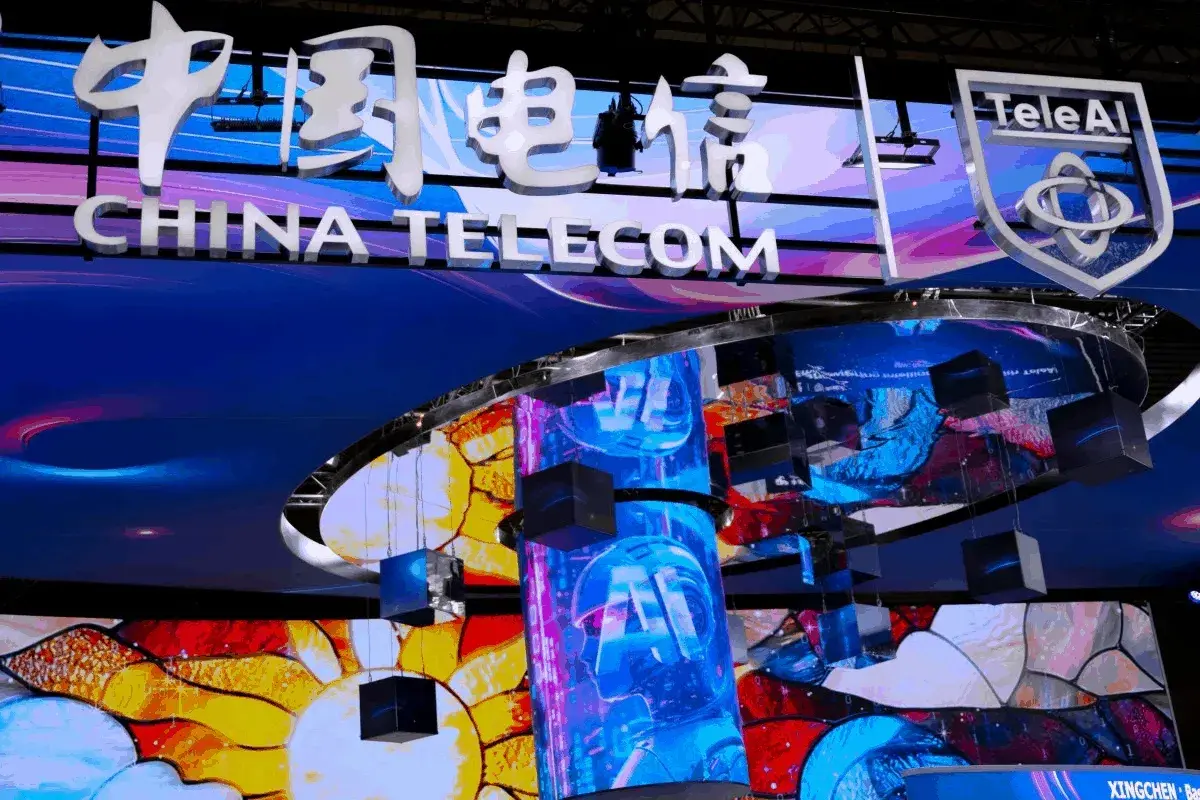 En este momento estás viendo China Telecom desarrolla los primeros modelos MoE del país entrenados íntegramente con chips de IA de Huawei