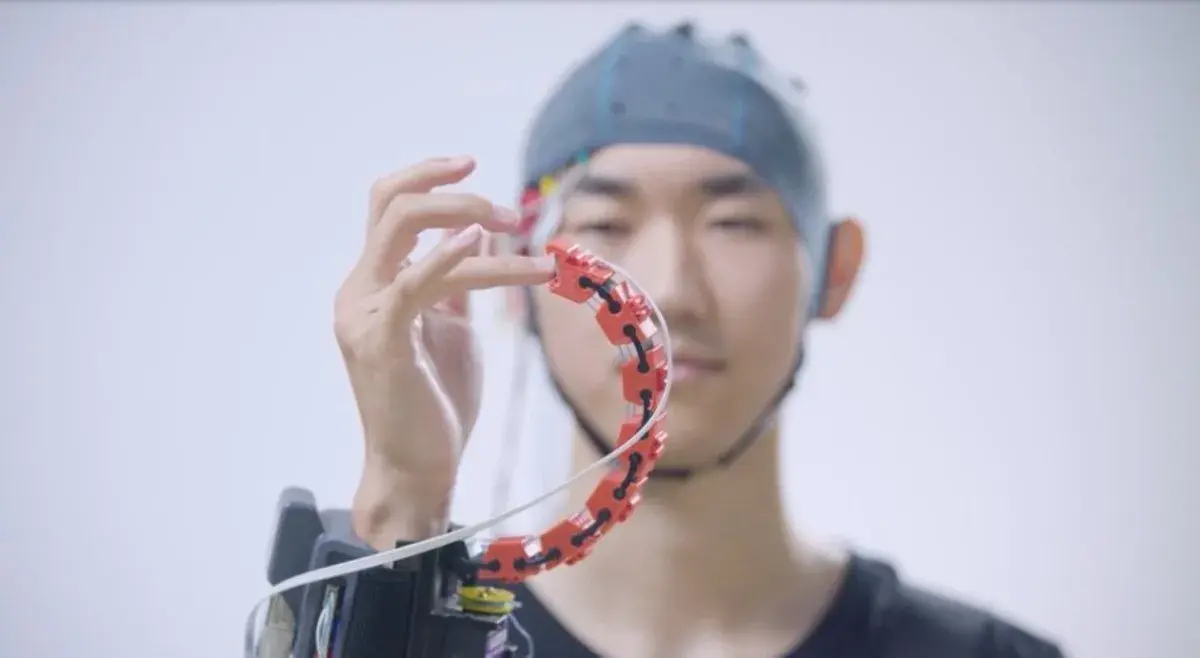 Lee más sobre el artículo La tecnología de interfaz cerebro-computadora pasa del laboratorio a la producción