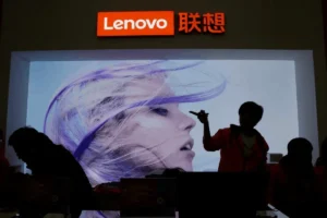 Lee más sobre el artículo Lenovo de China advierte sobre una escasez de memoria prolongada y busca la recuperación en la IA