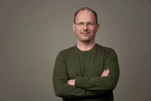 Lee más sobre el artículo El exdirector ejecutivo de GitHub recauda una ronda de financiación inicial récord de 60 millones de dólares para herramientas de desarrollo con una valoración de 300 millones de dólares