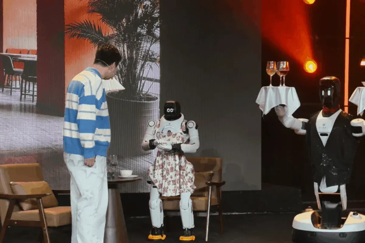 En este momento estás viendo Antes de la fábrica, la pista de baile: los humanoides encuentran su camino al mercado por 145 dólares