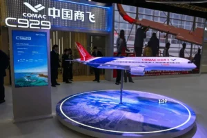 Lee más sobre el artículo El avión de fuselaje ancho C929 de China consigue un socio para impulsar la mente de vuelo de próxima generación