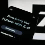 Zhipu AI de China lanza el nuevo modelo GLM-5, desafiando a sus rivales