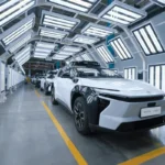 Pony AI y Toyota lanzan robotaxis de producción en masa en el impulso de la conducción autónoma en China