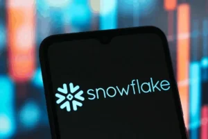 Lee más sobre el artículo Lo que el acuerdo de Snowflake con OpenAI nos dice sobre la carrera de la IA empresarial