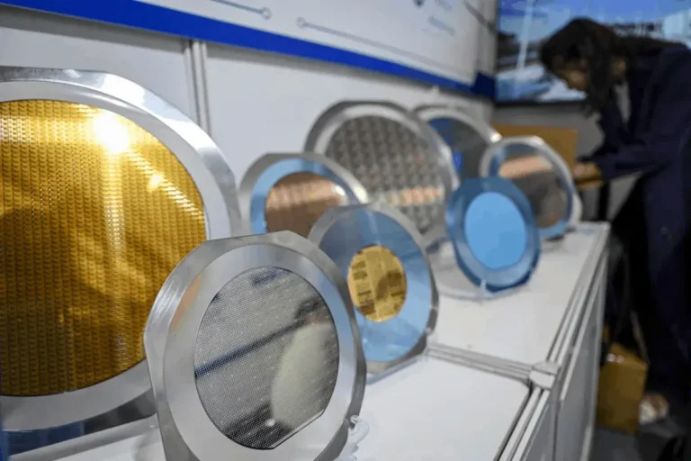 Los fabricantes chinos de chips analógicos se suman a la ola de aumentos de precios globales mientras las empresas de tecnología madura buscan obtener ganancias