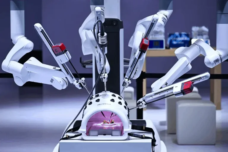 China apuesta por la integración de la IA en la fabricación para reducir la brecha de la economía digital con EE.UU.