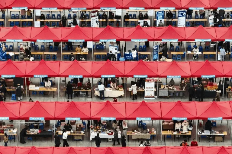 La demanda de talento en IA en China supera las ofertas de empleo en otros sectores de la «nueva economía»