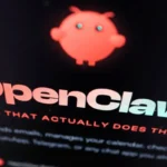 Los usuarios chinos de OpenClaw pagaron para instalar un agente viral de IA. Ahora gastan para eliminarlo