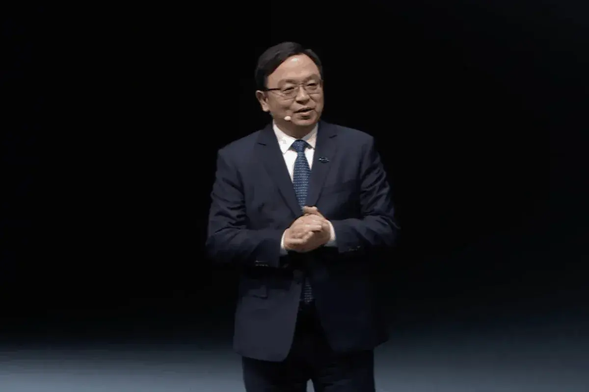 En este momento estás viendo BYD de China busca que la carga de vehículos eléctricos sea tan rápida como repostar gasolina