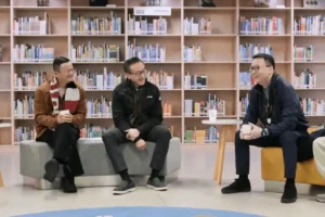 Lee más sobre el artículo Jack Ma y ejecutivos de Alibaba se reúnen con docentes para debatir cómo la educación debería adaptarse a la era de la IA