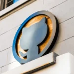 GitHub da marcha atrás y elimina los anuncios de solicitudes de extracción de Copilot tras las críticas recibidas