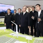 El primer ministro Li Qiang impulsa un sistema energético de última generación basado en IA en medio de la crisis global