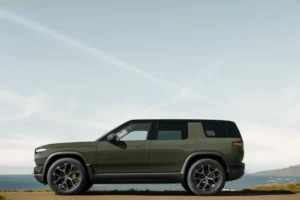 Lee más sobre el artículo La fábrica de Rivian fue golpeada por un tornado antes del lanzamiento del R2
