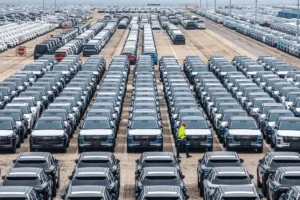 Lee más sobre el artículo El Ministerio de Industria y Tecnología de la Información de China se centra en los estándares automovilísticos para posicionar a la industria a la vanguardia mundial