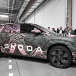 Más marcas extranjeras se enfrentan a un momento de vida o muerte mientras los compradores chinos evitan los coches de gasolina