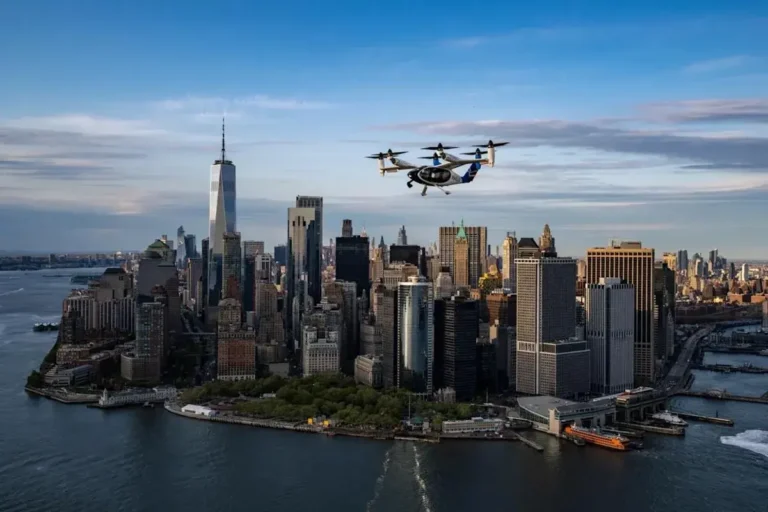 Joby Aviation está realizando demostraciones de vuelos de taxi aéreo de 10 minutos desde el JFK hasta Manhattan durante una semana